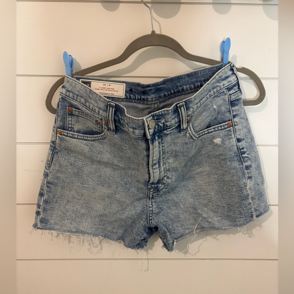 Gap Denim high rise 4” shorts 29/8